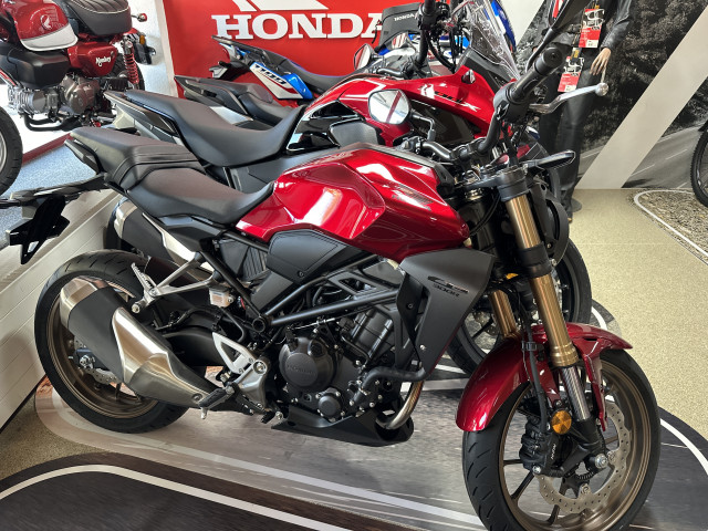 Buying a motorcycle: HONDA day registrations for sale