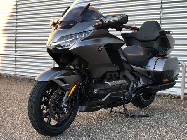 HONDA GL 1800 Gold Wing B Touring Occasion