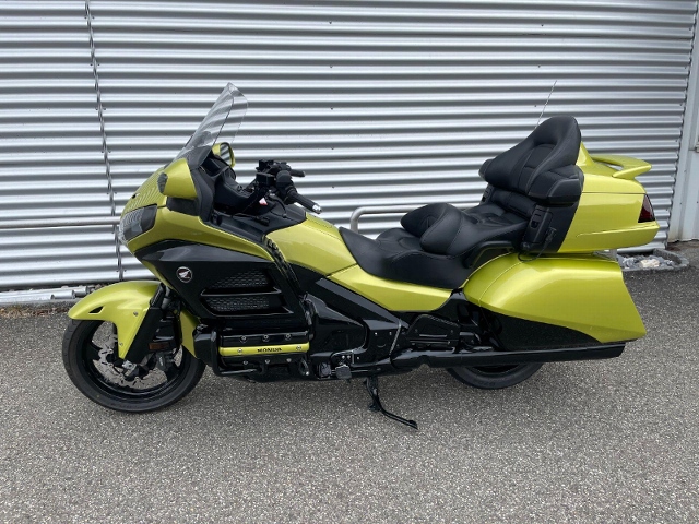 HONDA GL 1800 Gold Wing Deluxe Touring Occasion