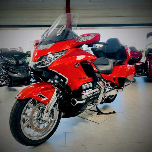 HONDA GL 1800 Gold Wing Tour DCT Touring Occasion