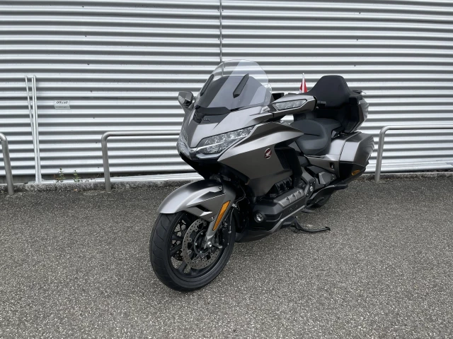 HONDA GL 1800 Gold Wing B Touring Occasion HONDA GL 1800 Gold Wing B Touring Occasion