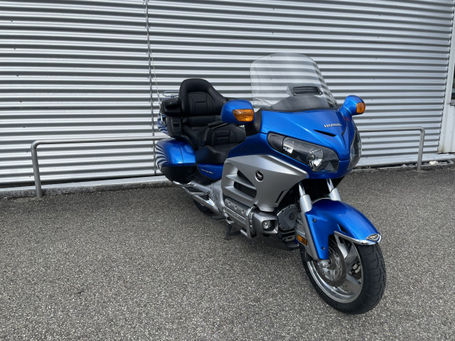 HONDA GL 1800 Gold Wing Deluxe Touring Occasion HONDA GL 1800 Gold Wing Deluxe Touring Occasion