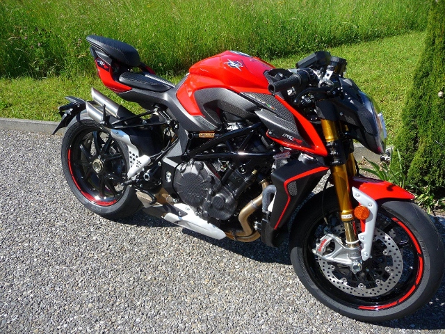 MV AGUSTA B4 Brutale 1000 RR Naked Moto nuova