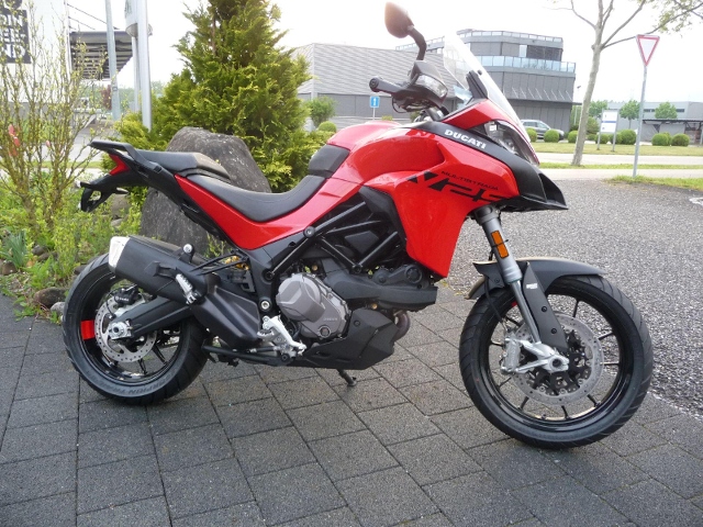 DUCATI Multistrada 937 V2 S Touring Neufahrzeug