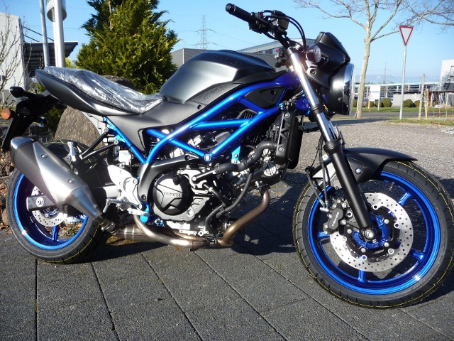 SUZUKI SV 650 A Naked Moto nuova