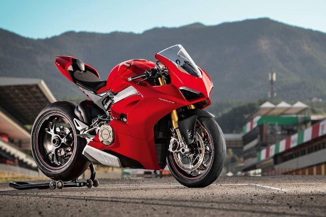 DUCATI Spezial Sport Moto neuve