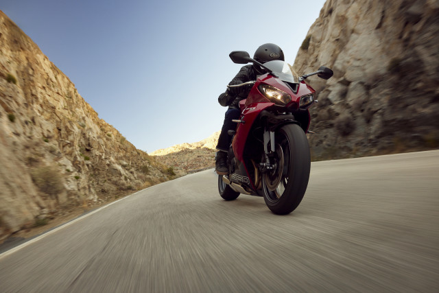 TRIUMPH Daytona 660 Sport New vehicle