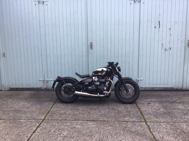 TRIUMPH Bonneville Bobber 1200 Chrome Edition Retro Usato